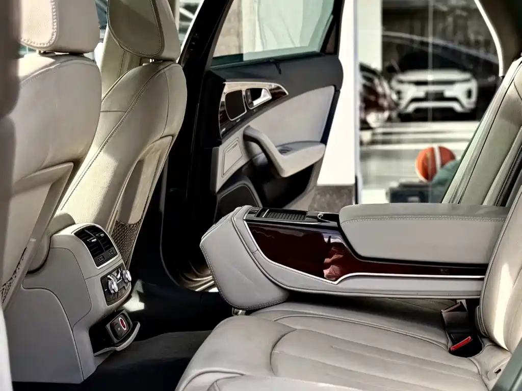 Audi A6L — миниатюра 11