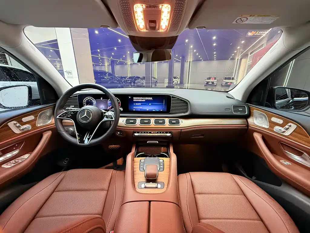 Mercedes-Benz GLE (Import) — миниатюра 11