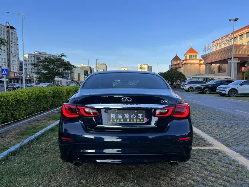 Infiniti Q70 — миниатюра 5