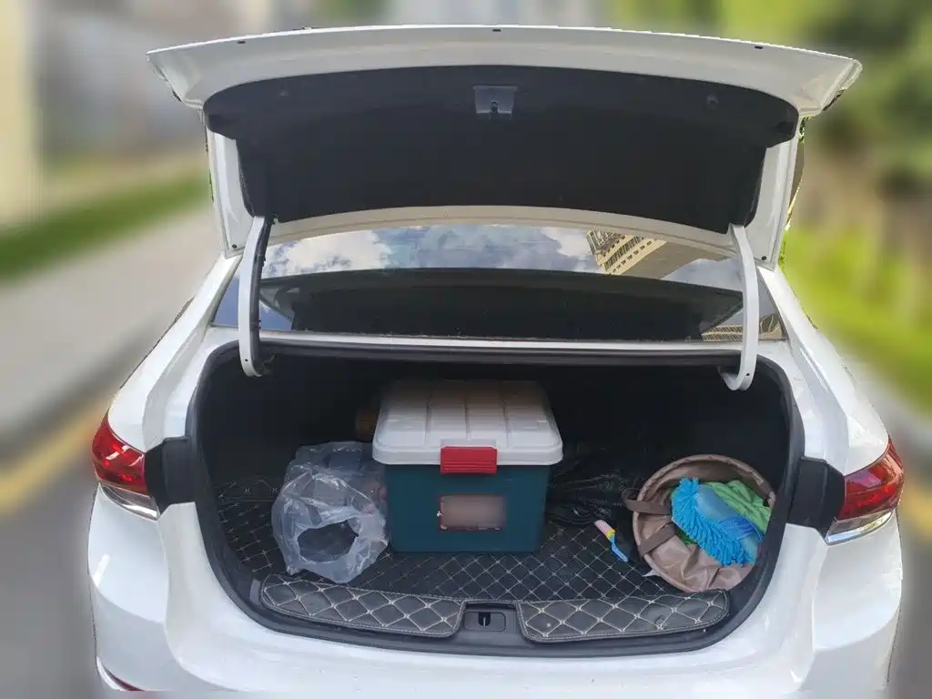Buick Excelle — миниатюра 16