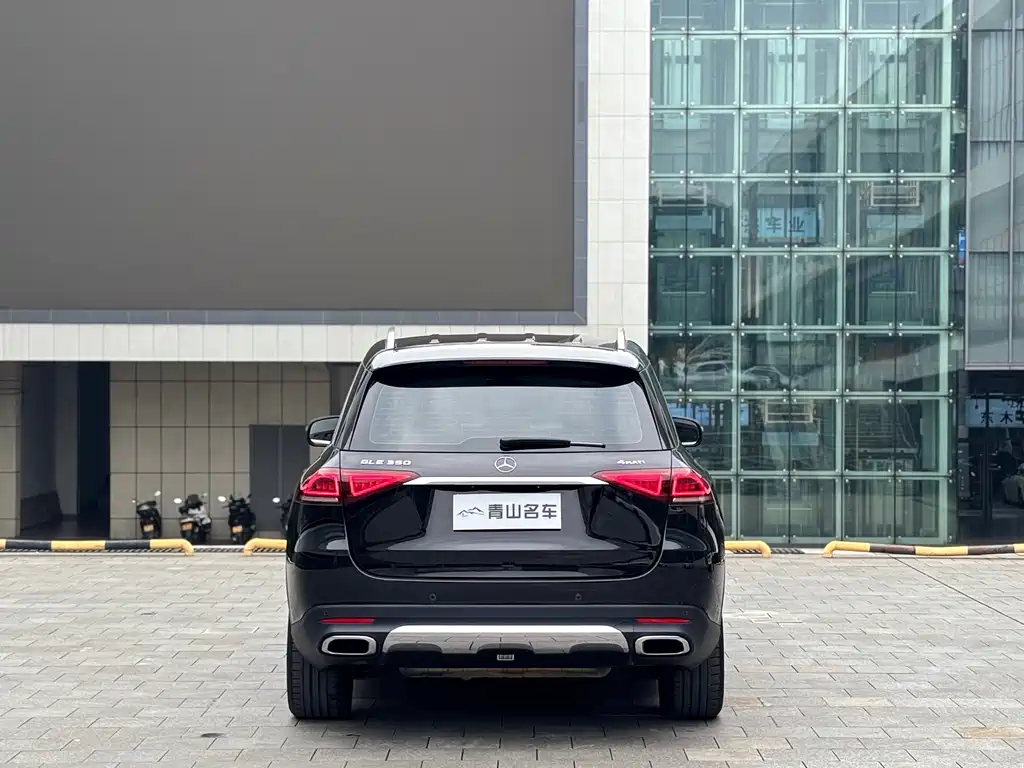 Mercedes-Benz GLE (Import) — миниатюра 17