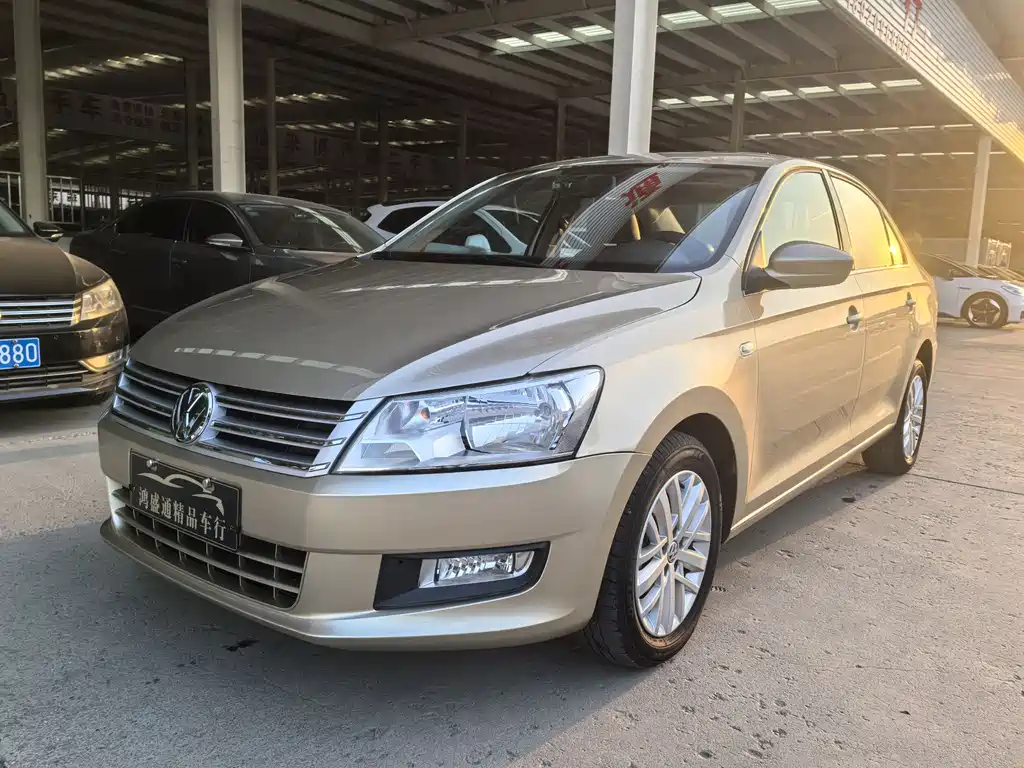 Volkswagen Santana 2013