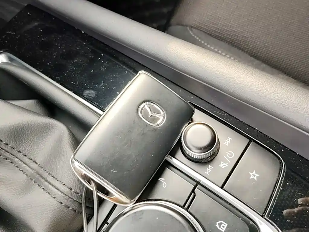 Mazda 3 Axela — миниатюра 9