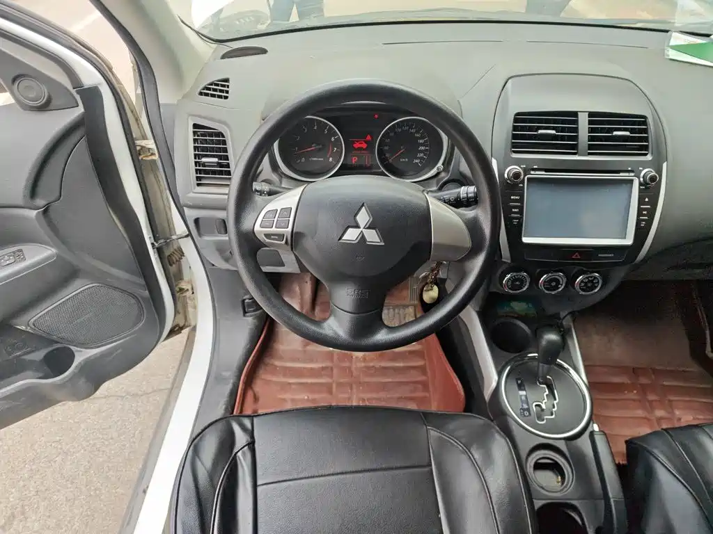 Mitsubishi ASX — миниатюра 3