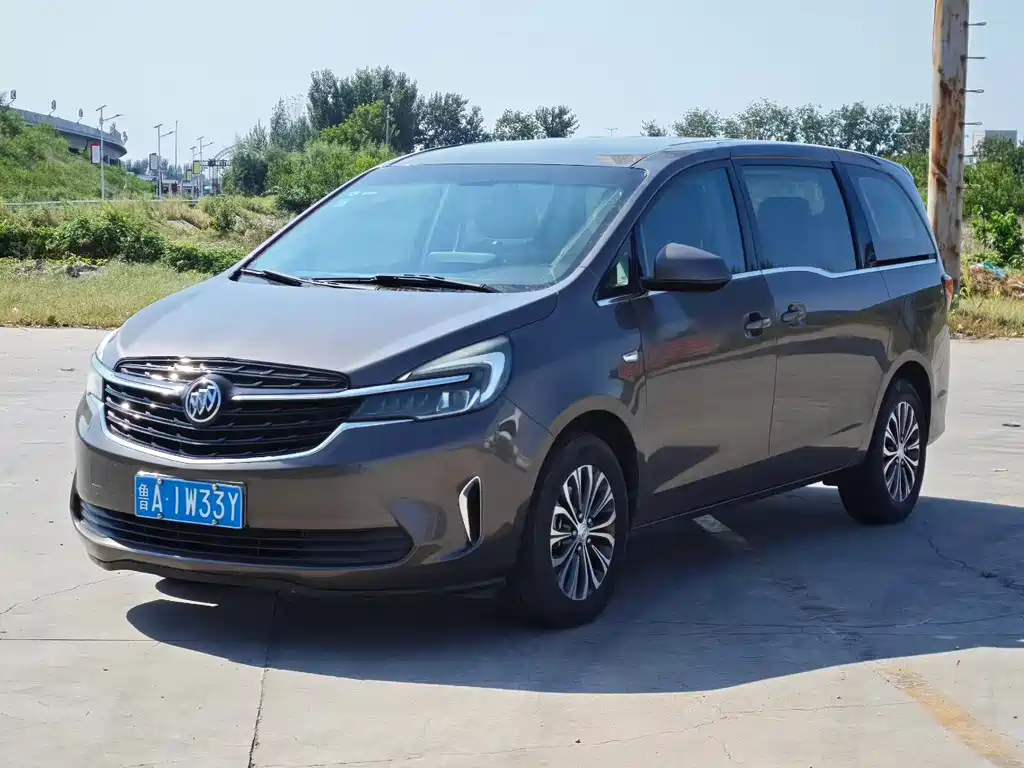 Buick GL8 — миниатюра 2