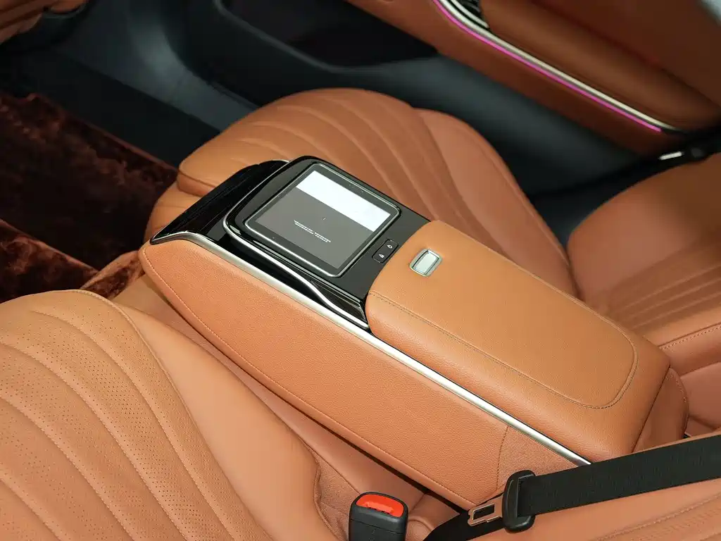Mercedes-Benz S-Class — миниатюра 9