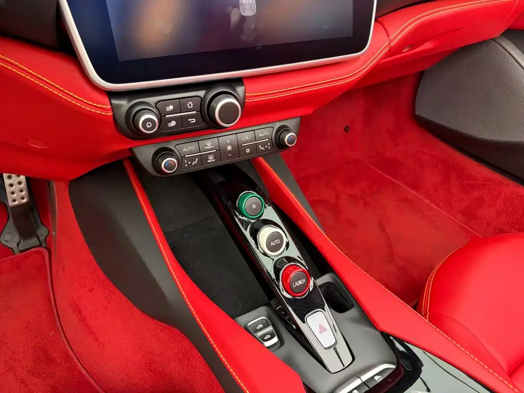 Ferrari Portofino — миниатюра 10