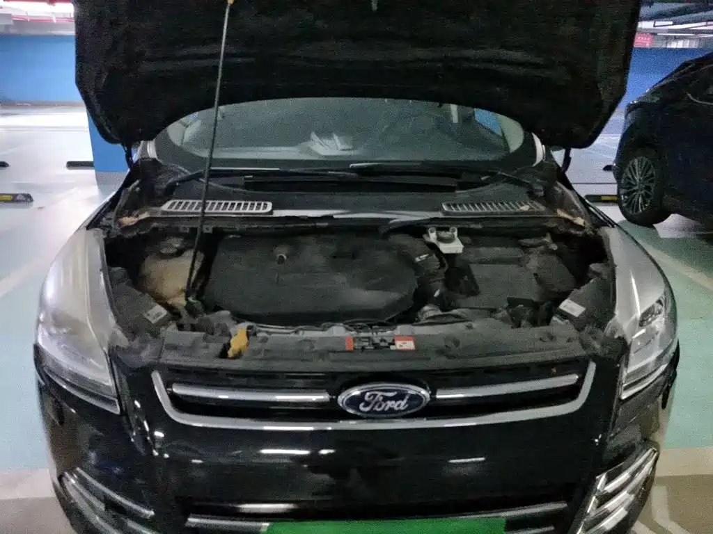 Ford Kuga — миниатюра 11