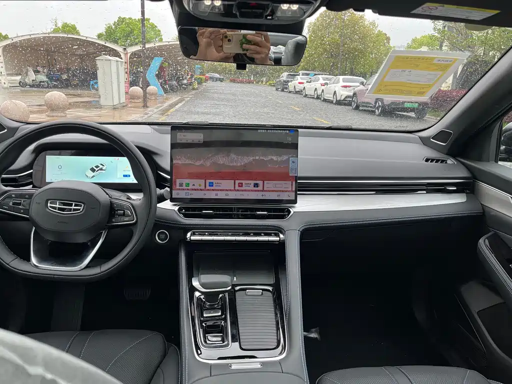 Geely Preface 2026 1.5TD