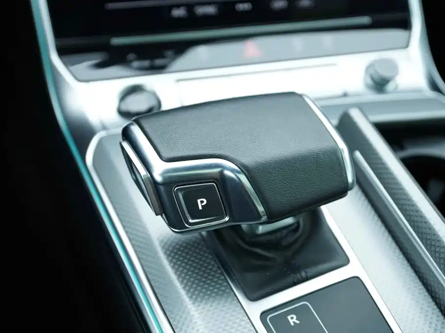 Audi A6L — миниатюра 8