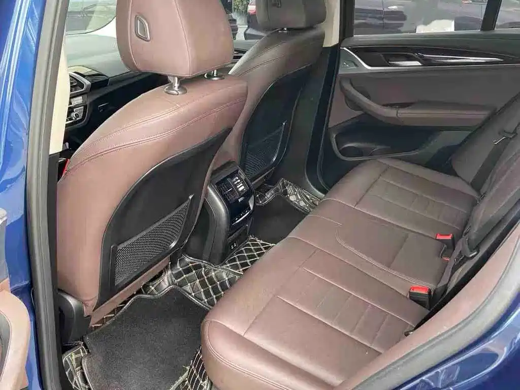 BMW X3 — миниатюра 9