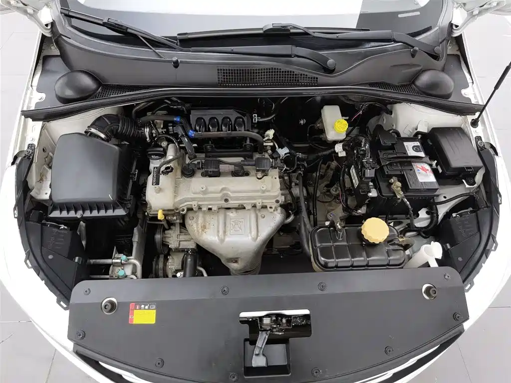 Baojun 310 2016 1.2L MT