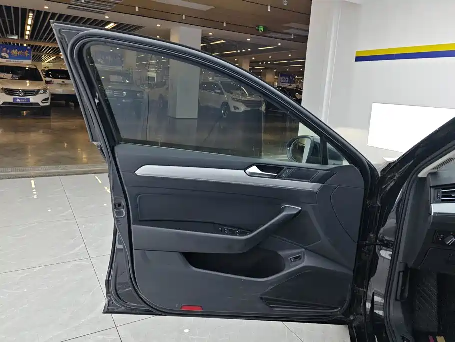 Volkswagen Magotan — миниатюра 7