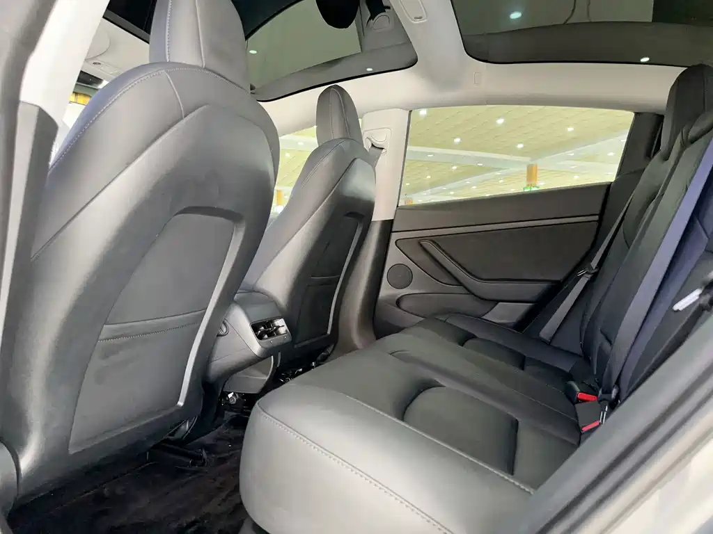 Tesla Model 3 — фотографии объявления, Фото 17
