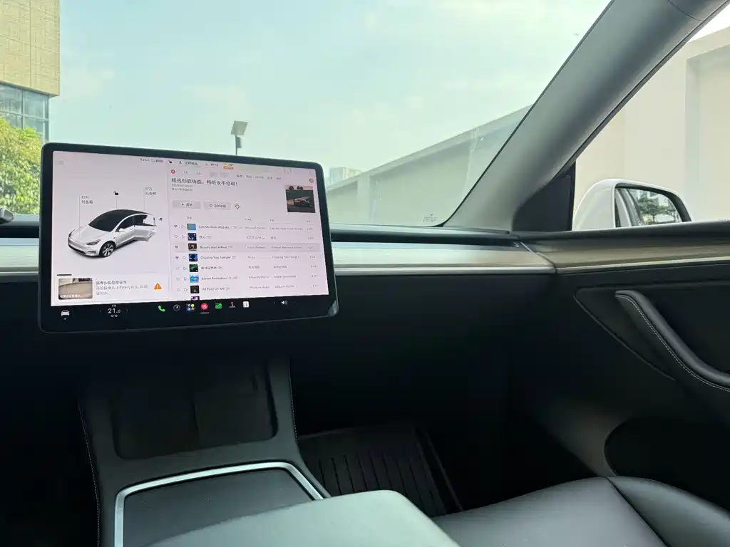 Tesla Model Y — фотографии объявления, Фото 18