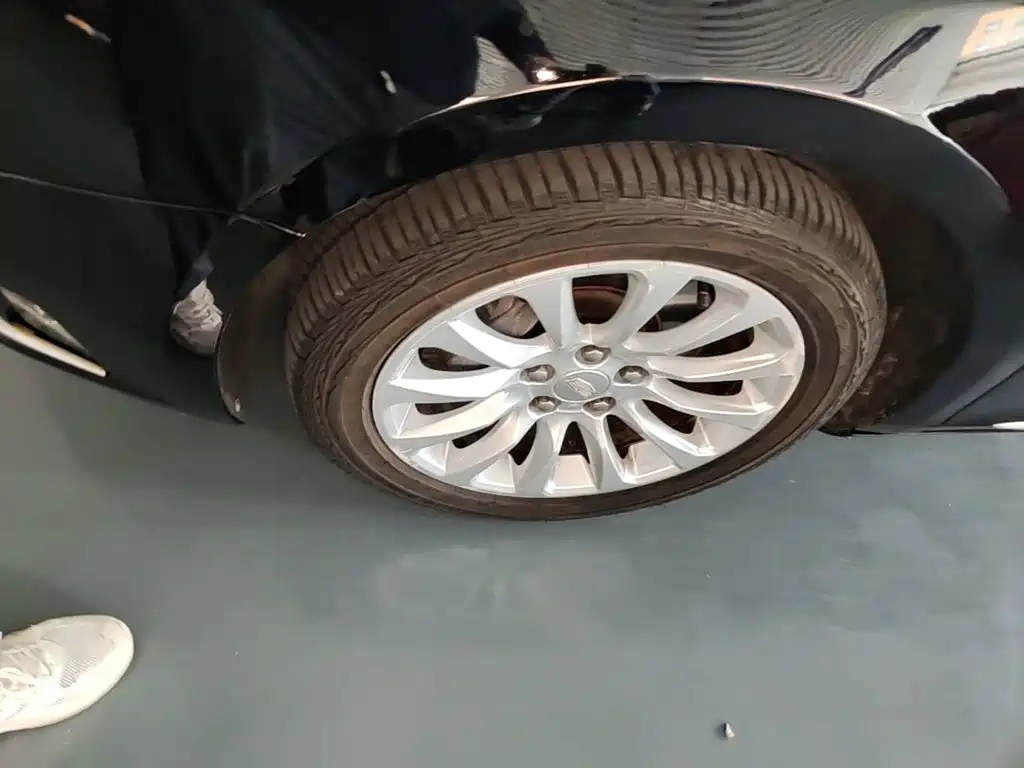Cadillac XTS — миниатюра 23
