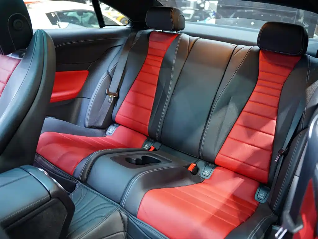 Mercedes-Benz E-Class (Import) — миниатюра 35