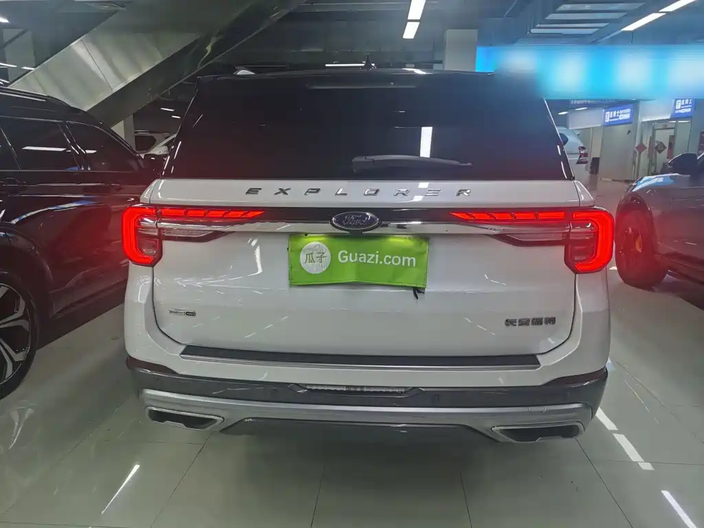 Ford Explorer — миниатюра 12
