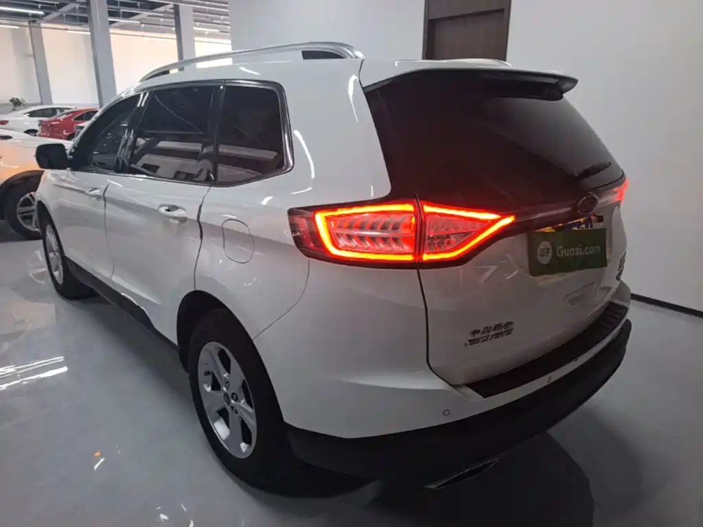 Ford Edge 2016 EcoBoost 245 5 мест