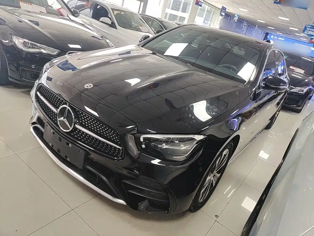 奔驰E级新能源 2023款 E 350 e L 插电式混合动力运动轿车 2023