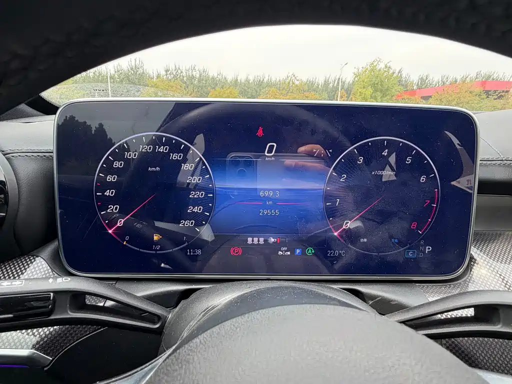 Mercedes-Benz C-Class — миниатюра 12