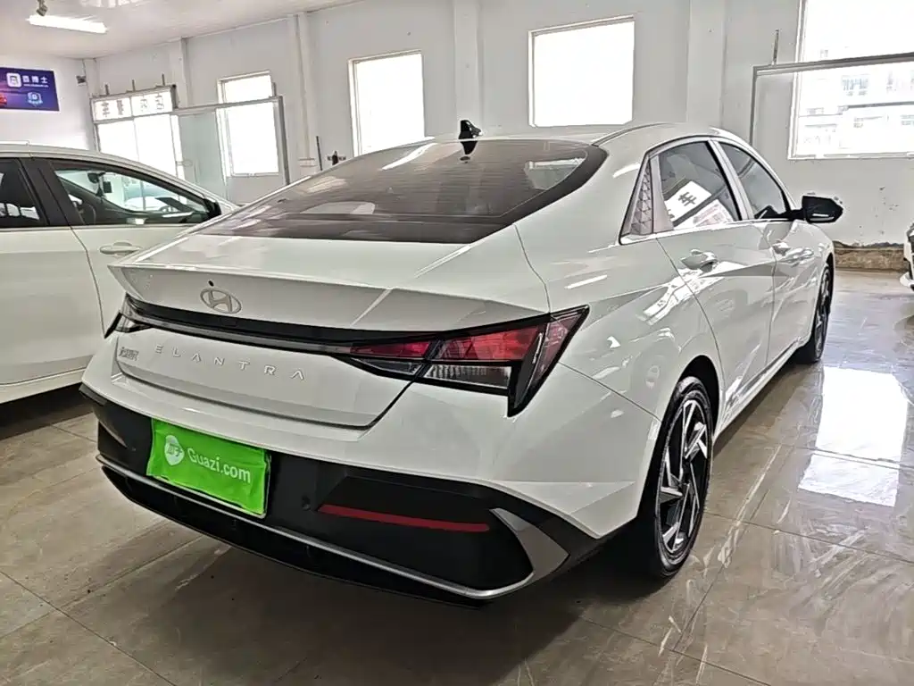 Hyundai Elantra 2023 1.5L CVT GLX Elite