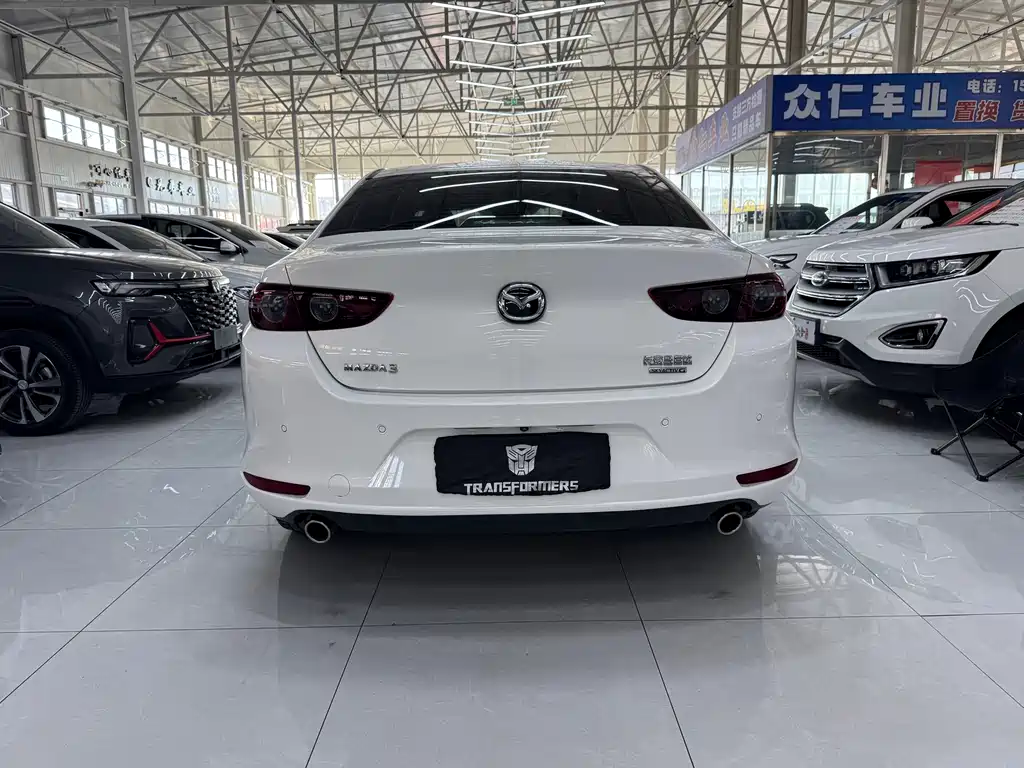 Mazda 3 Axela — миниатюра 4