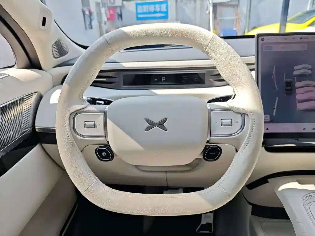 XPeng GX — миниатюра 12