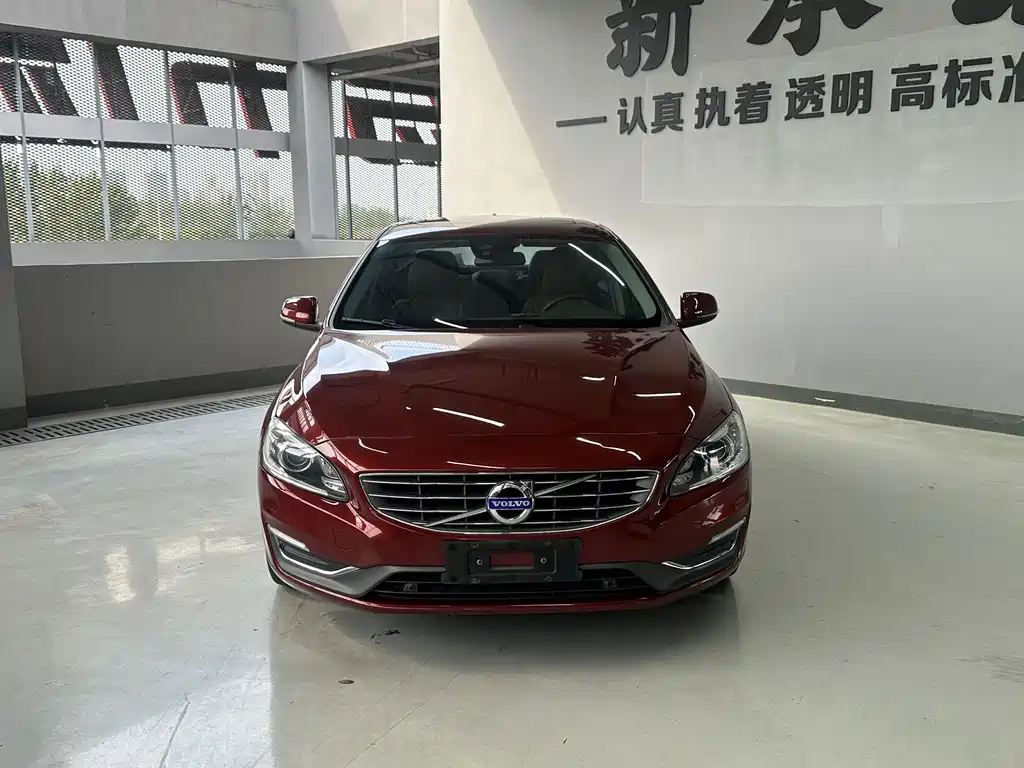 Volvo S60 — миниатюра 3
