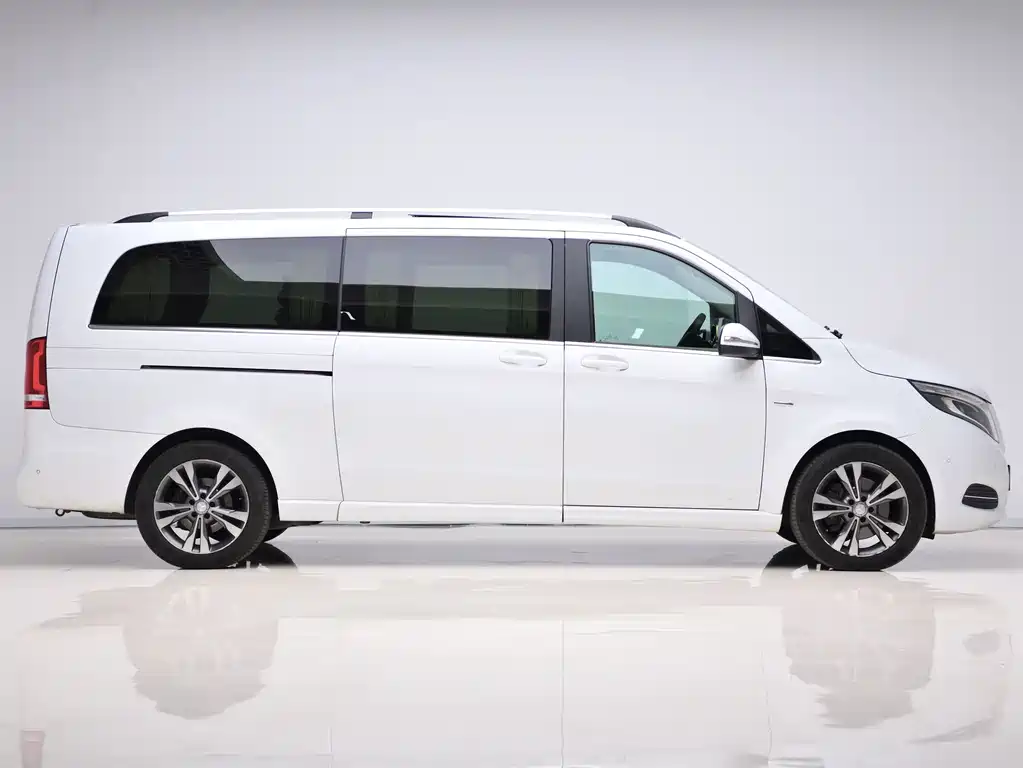 Mercedes-Benz V-Class — миниатюра 8
