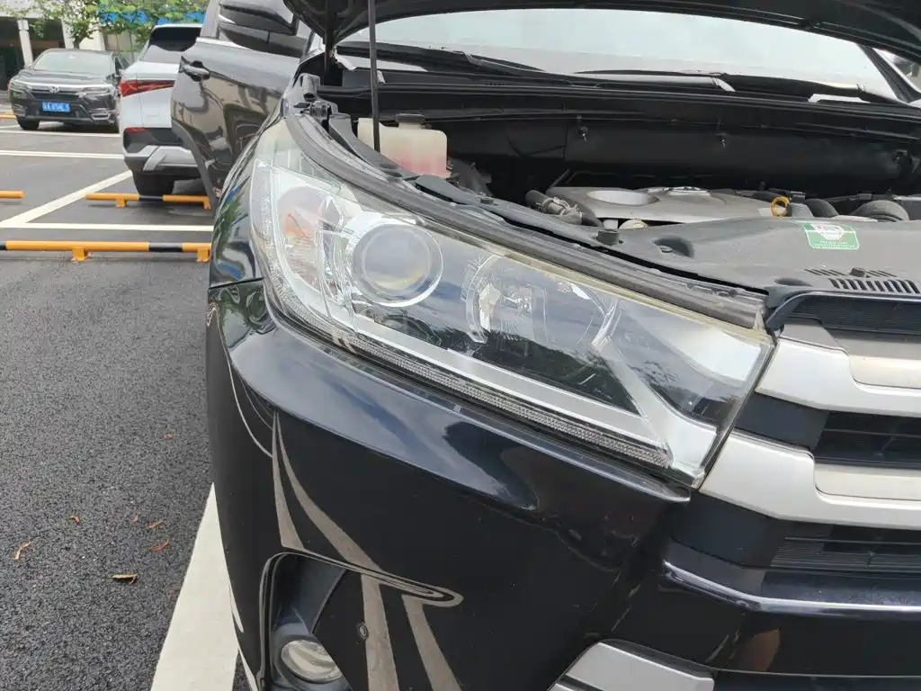 Toyota Highlander — миниатюра 7