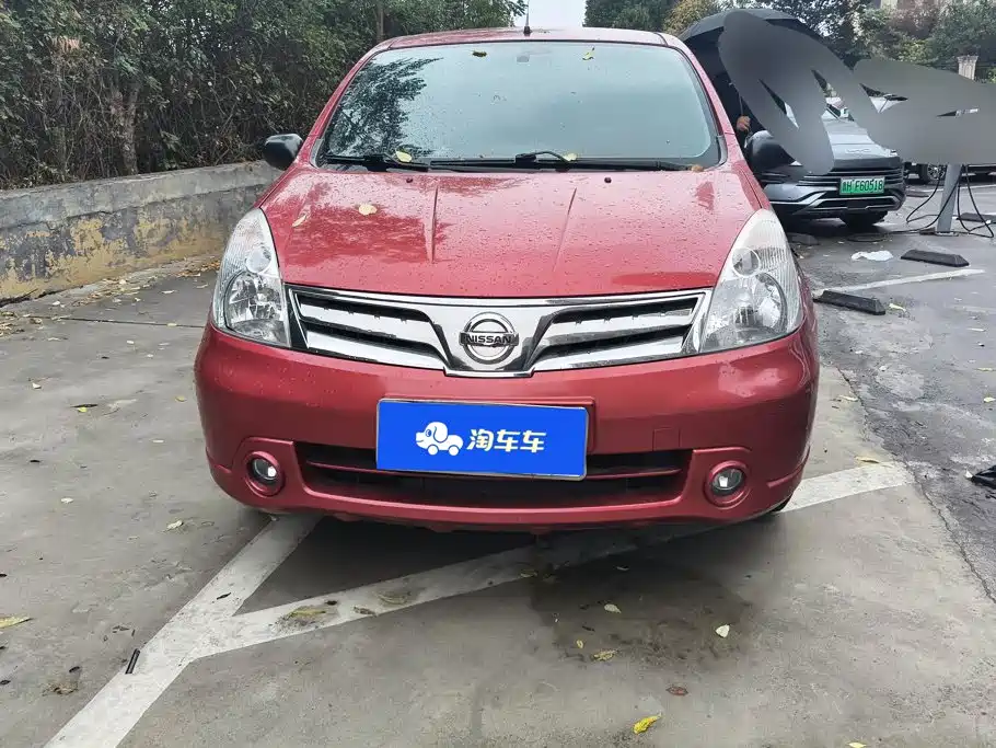 Nissan Livina — миниатюра 2