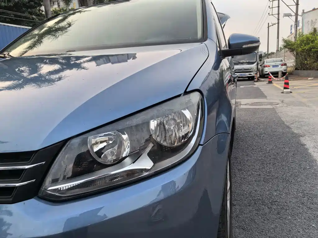Volkswagen Touran — миниатюра 20