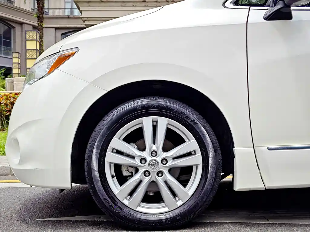 Nissan Quest 2015 3.5L SL