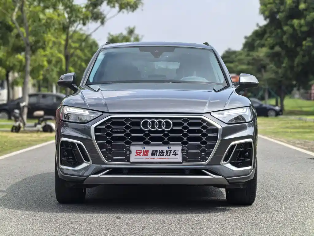 Audi Q5L — миниатюра 2