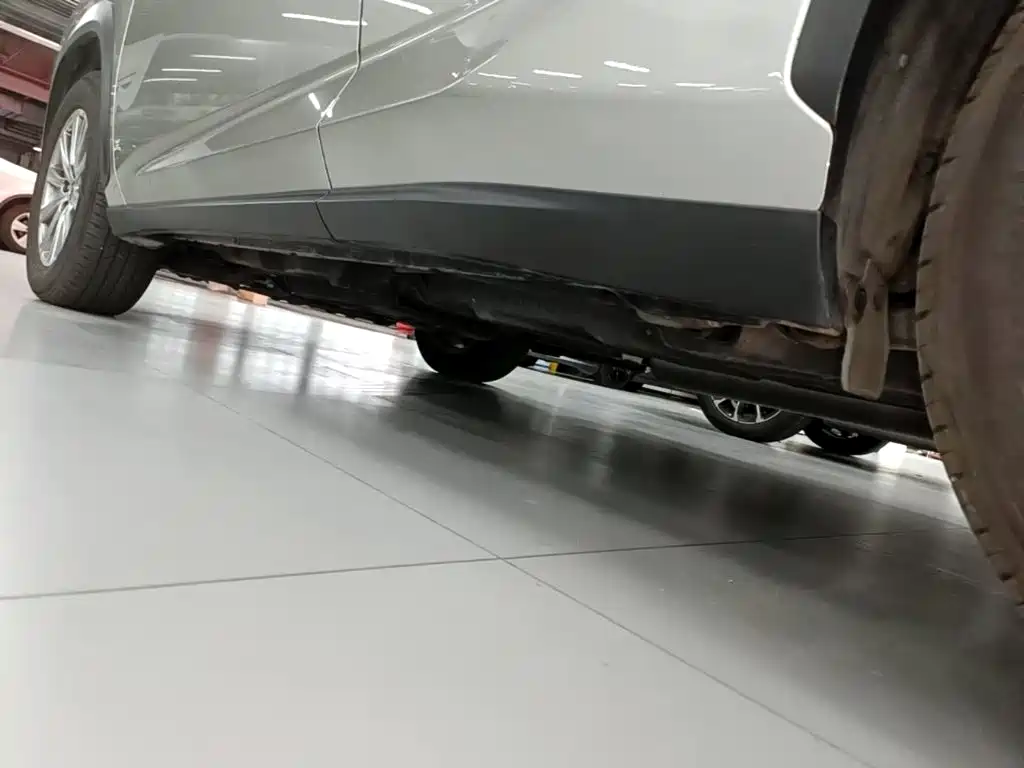 Lexus NX — миниатюра 22