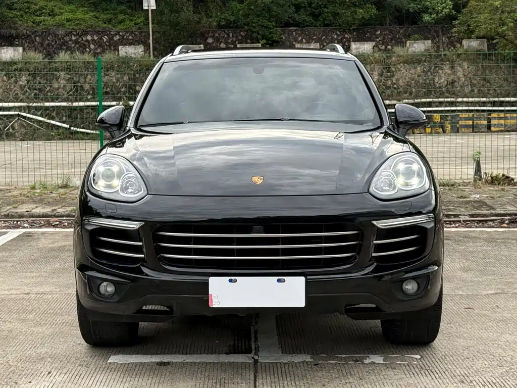 Porsche Cayenne 2016 Cayenne Platinum Edition 3.0T