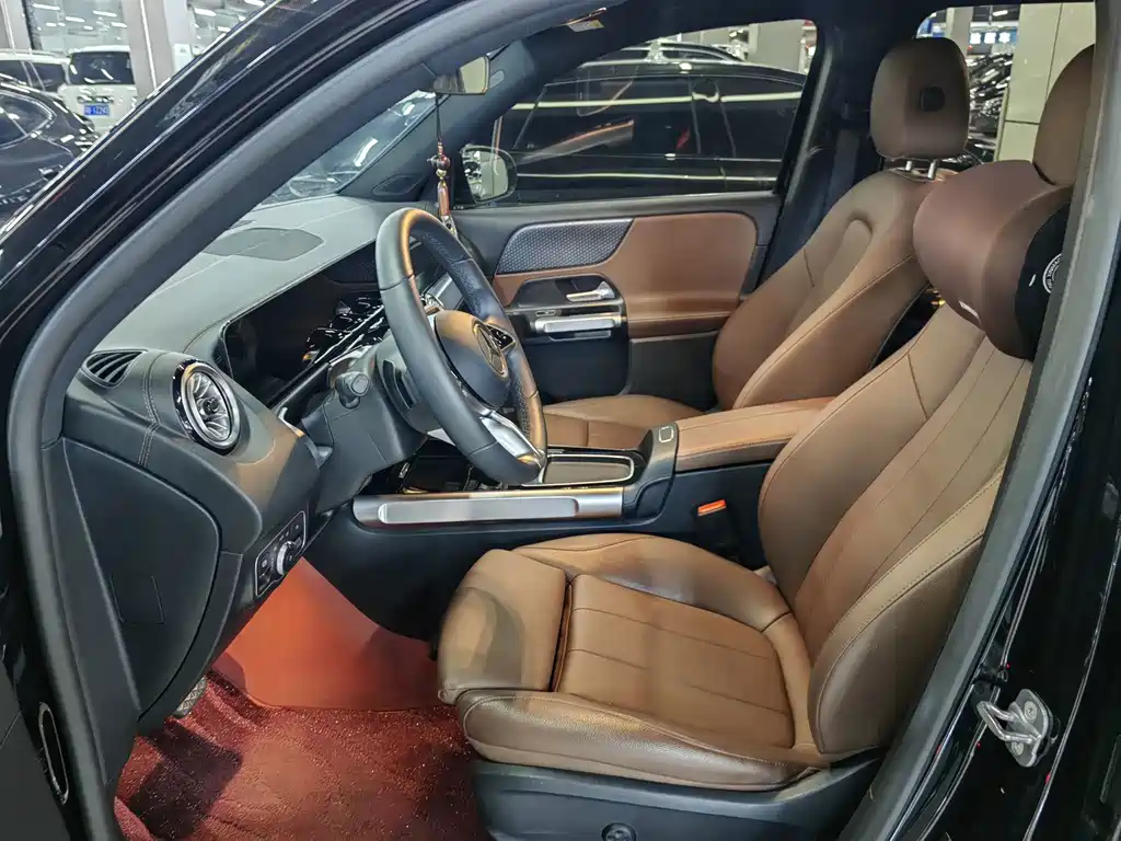 Mercedes-Benz GLB — миниатюра 5