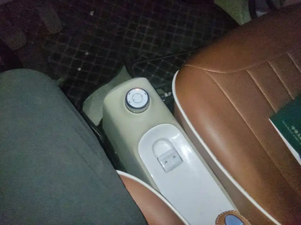 Wuling MINIEV — миниатюра 15
