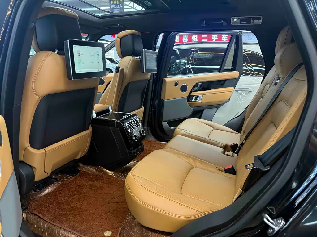 Land Rover Range Rover — миниатюра 10