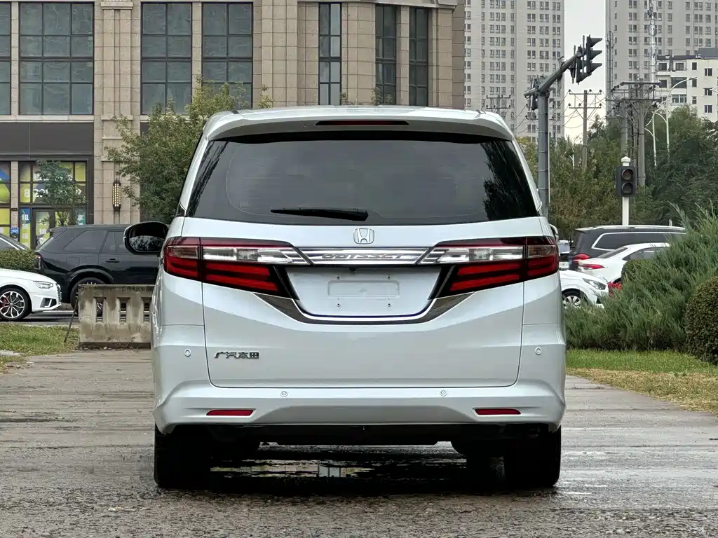 Honda Odyssey — миниатюра 6