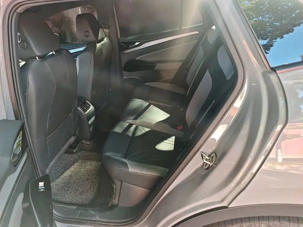 Volkswagen ID.4 Crozz — миниатюра 15