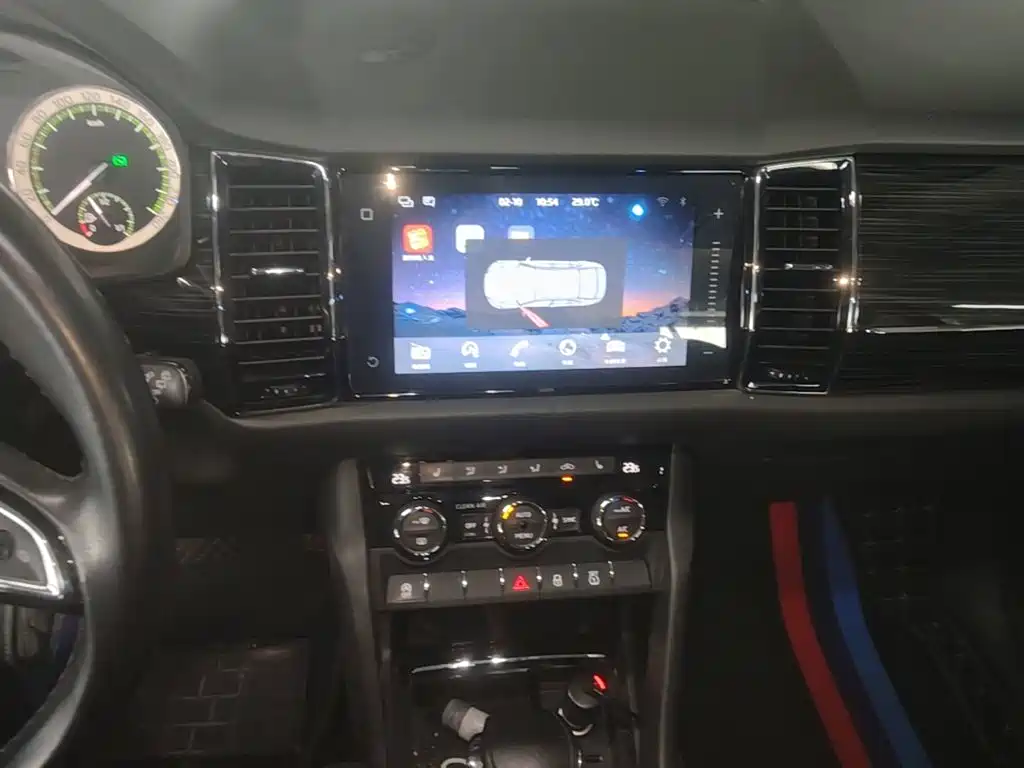 Skoda Kodiaq — миниатюра 13