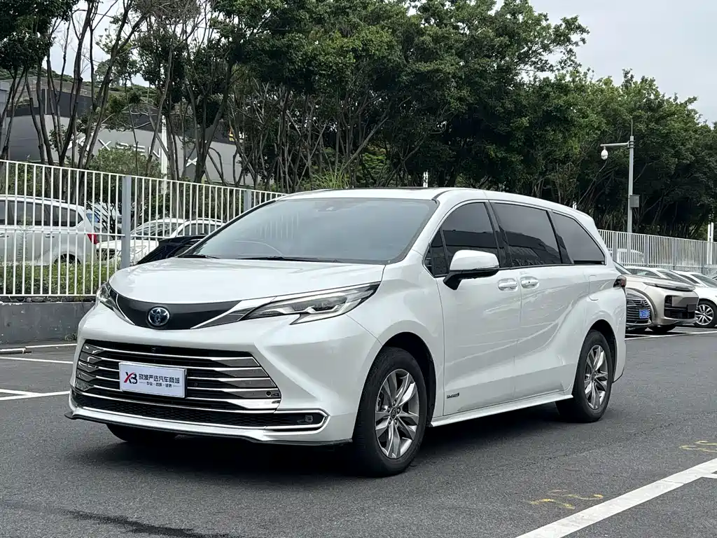Toyota Sienna