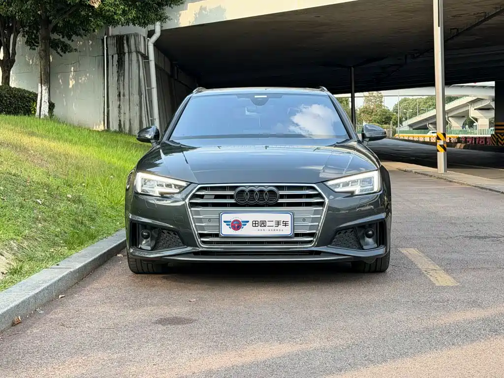 Audi A4 2020 Avant 40 TFSI Luxury