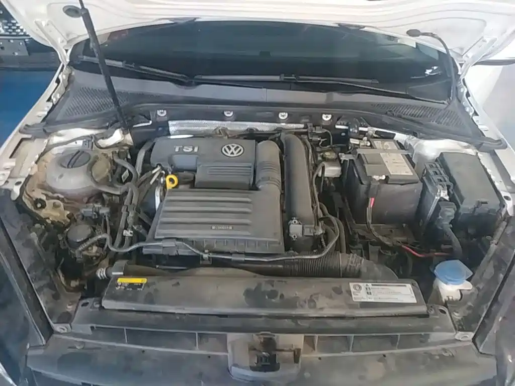 Volkswagen Golf — миниатюра 20