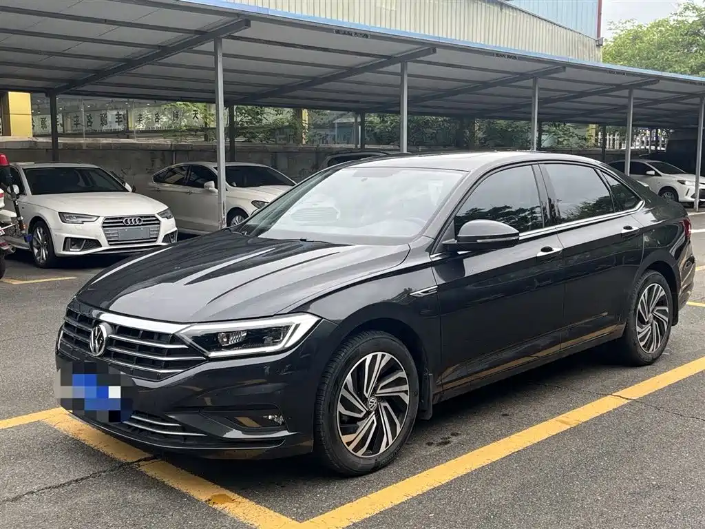 Volkswagen Sagitar 2022