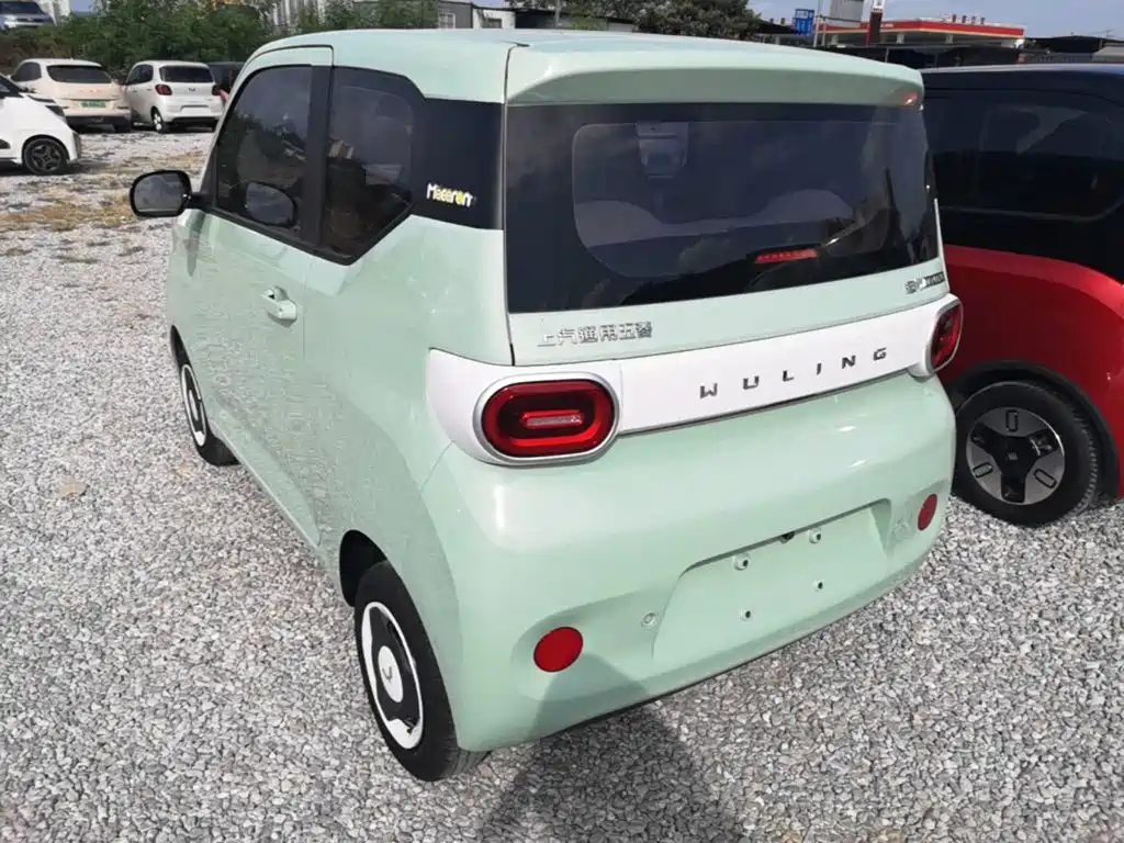 Wuling MINIEV — миниатюра 5