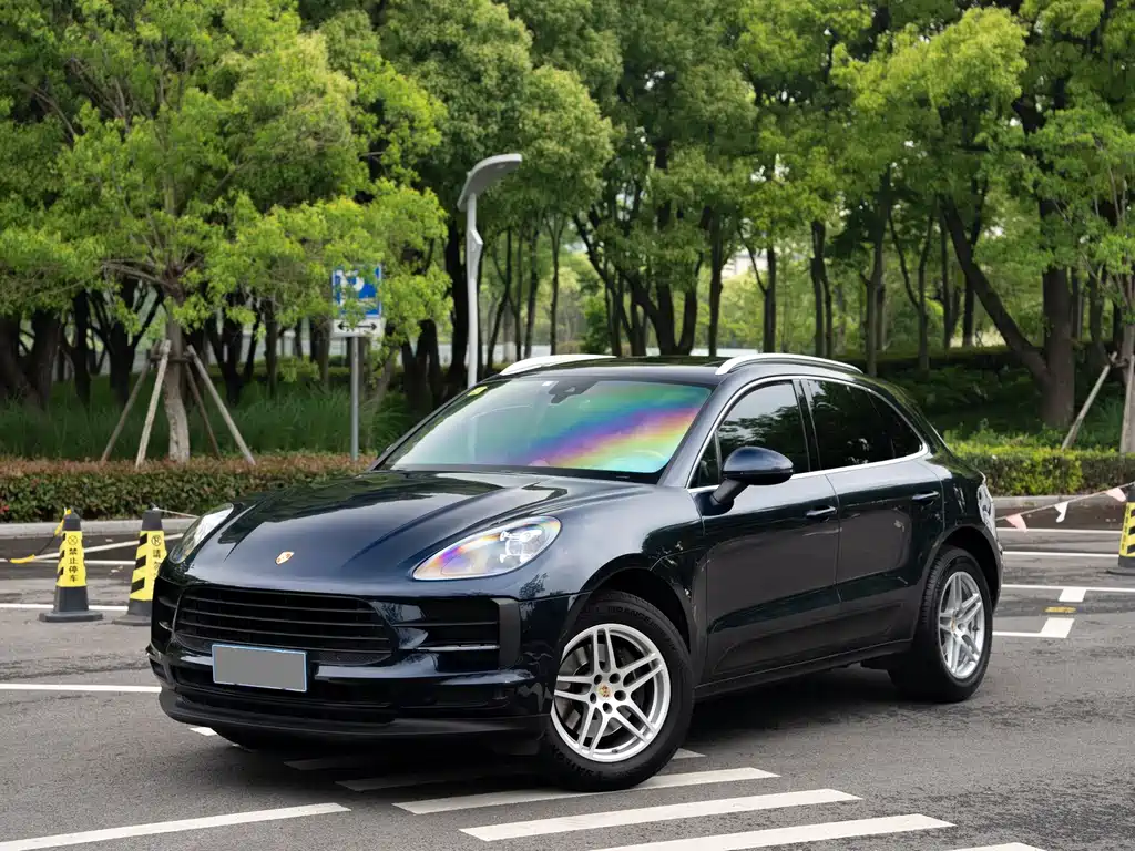 Porsche Macan 2021