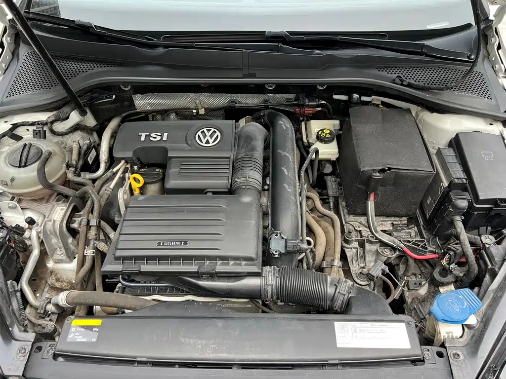 Volkswagen Golf — миниатюра 4